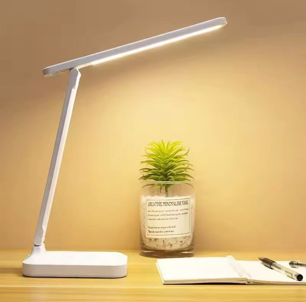 Desk lamp